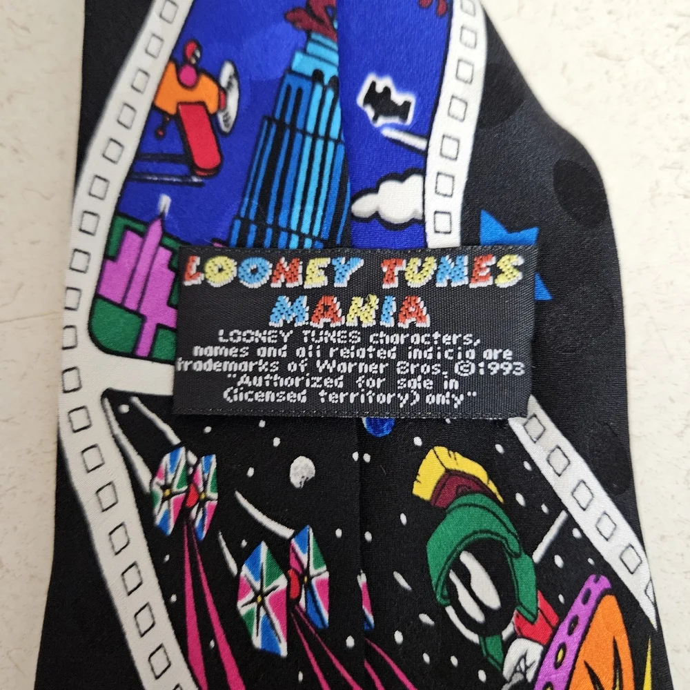 Vintage Looney Tune Mania Tie Necktie Silk Hand Made Warner Bros
